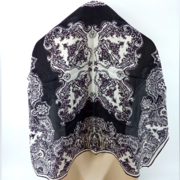 Vintage Paisley Bandanna Square Black White Neck Scarf - Picture 5 of 9